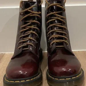 Dr. Martens | Shoes | Dr Martins Cherry Redoxford Rub  display picture 1